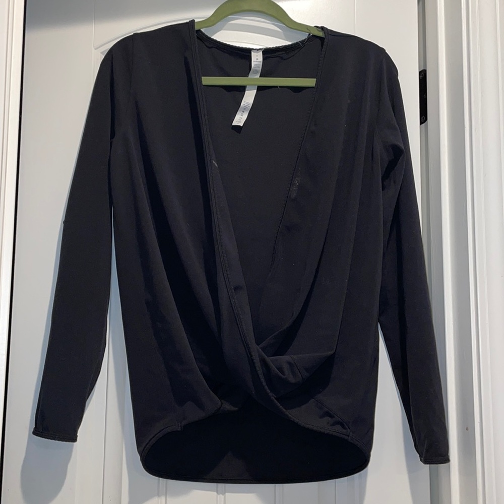 Lululemon front open long sleeved top
